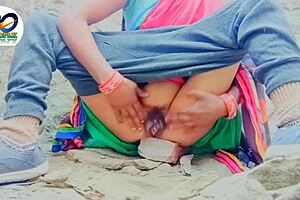 desi village saree removing finger