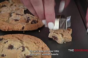 Freeuse Baking While My Bottom Is Shaking, Ignoring Everything Around