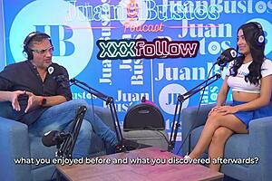 I cum hard on the sybian machine.