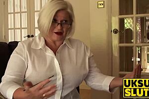 uksubsluts com - sex therapist lacey stars mature ass fucking with expertise