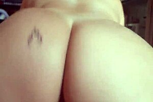 Transei duas vezes no mesmo dia com desconhecido sem camisinha e ganhei leite na buceta