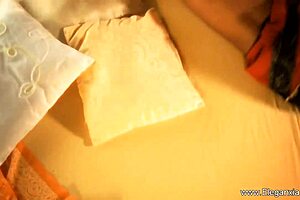 Bollywood Original Beauty Strips Teasingly 😘