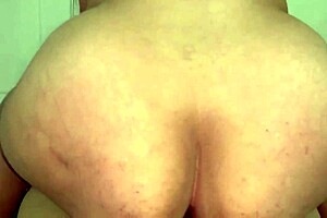 sexy mexican bunny twerks her big ass at the gym