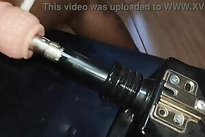 Empregada safada da e chupa dois pau