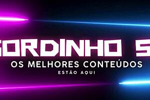 Brunette from baixada santista cheats on cuck with chubby interracial guy, pounding pussy hard.