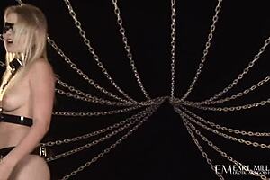 petite blonde dominatrix gina beckman bdsm solo masturbation with dildo and sybian 😈