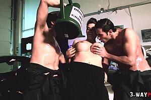 Three-Way Porn: Jodie James in Messy Double Penetration Anal Action