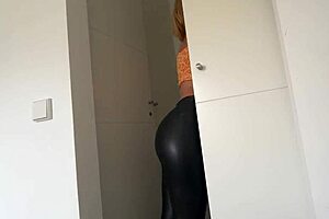 She Masturbated And Asked To Give It To Her Mouth And Fuck