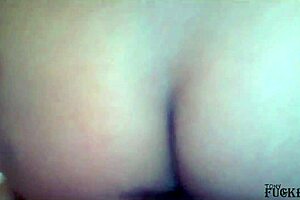 No por favor en la cara no me grabes no quiero que mi marido sepa que me gusta por el culo y que salgo en un vídeo porno