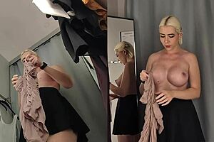 Hidden camera spies on girl without panties in fitting room