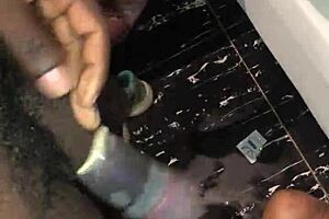 morena dominicana loves oral and squirting hard