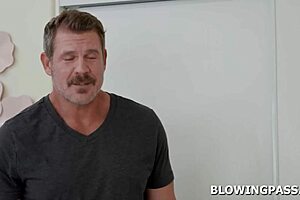 Big Tit Stepson Throated By Stepmom