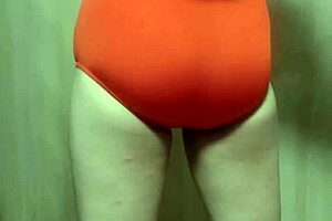 i train cute girl in swimsuit to take huge anal plug