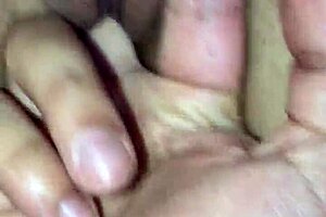 i try one finga for my first time