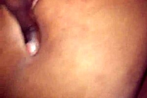 morena dominicana loves oral and squirting hard