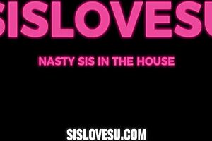 Guy Catches Girl Trinity Olsen Stealing Wallet In Reality Scene