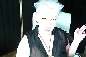 My stepmom is my webcam whore, fingering herself live