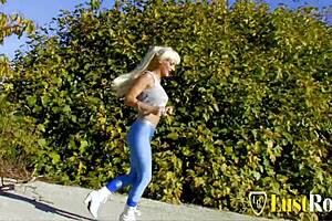 Big boobs milf fucked stranger while exercising