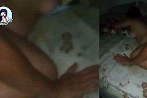 Fudendo a casada safada por trás na beira da cama 😏