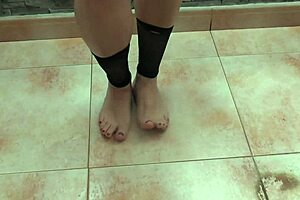 Sexy Feet Dancers Perform Seductive Moves