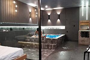 Levei Minha Amiga No Motel De Luxo Ela Adorou E Acabou Liberando O Cuzinho