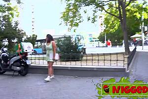 amateur painter shocked by huge cock 😲