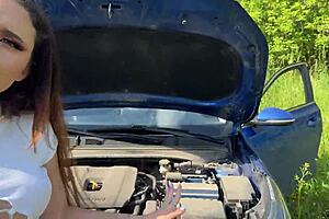 Skinny Bitch Fixes My Dick Instead of the Car Deepthroat