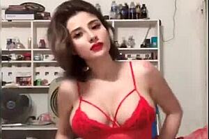 hey watch this hot girl dance her bingo reveal