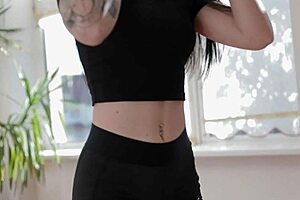 stuck at gym ill ride your cock deep till pussy milks all cum