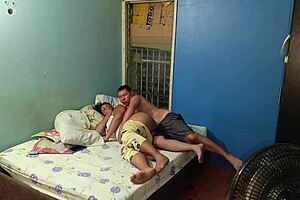 Colombian bbw latina gets fucked in guest room pov