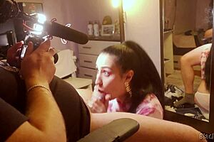 BTS Black Lynn vapes then deepthroats cock hungrily 😈🍆