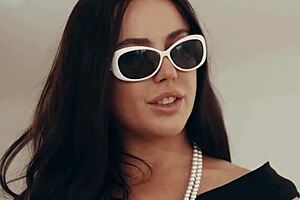 Horny brunette, you fulfill my deepest erotic desires outdoors!