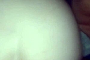 Amateur dude pounds big ass babe doggystyle relentlessly in bedroom