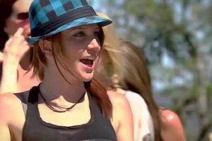 Detailed Oily Massage Leads to Swinger Partner Discovery