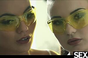 Stunning milf models bound kissing licking orgasming in erotic video