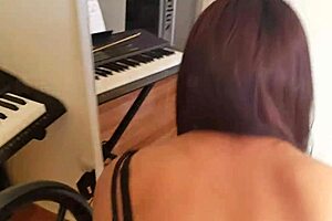 Colombian babe begs bareback pounding moans