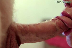 Lewd guy assfucks milf doggystyle to real orgasm creampie