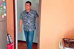 older guy can't resist pounding horny young babe in kitchen