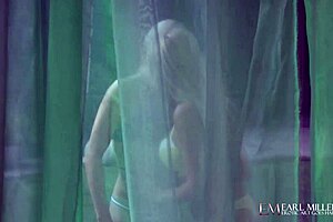 chanel an' brett rippin' clothes off ta devour juicy cunts