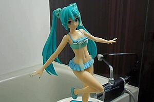 i'm covered in hot sticky loads from the bukkake blast... oh god it's everywhere