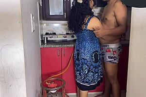 �� caught my neighbor cooking, begged her to serve up that hot chocha! colombian cutie with big ass 