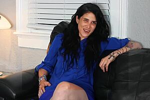 Jazmin Chats Curvy Latina Neighbor in Homemade Interview