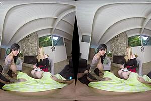 MilfVR house warming heats up with Lily Lane and Anna Kelly FFM