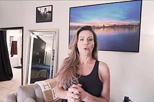 Coco Vandi Bedroom Benefits Bareback Creampie Romp