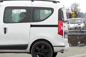 valeria discovers her passion for carrara in a casual tale