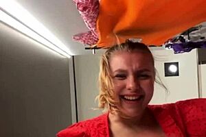 public changing room fuck with big tits bbw teen whoa 💦🍑🔥