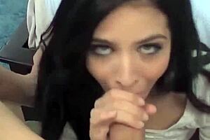 Unbelievable blowjob skills on monster cock