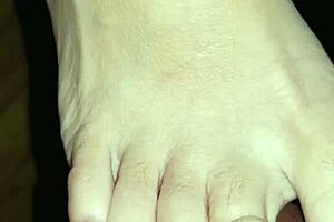 CREAMY TOES Blast Feet in Cum Explosion