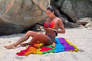 wanna see me creampie this big pussy brunette on the beach with crowds watching?