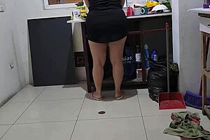 Grabbed hot latina maid cleaning then fucked her doggystyle